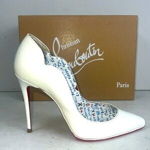 Christian Louboutin White Leather Scalloped Edge Pumps with Red Soles